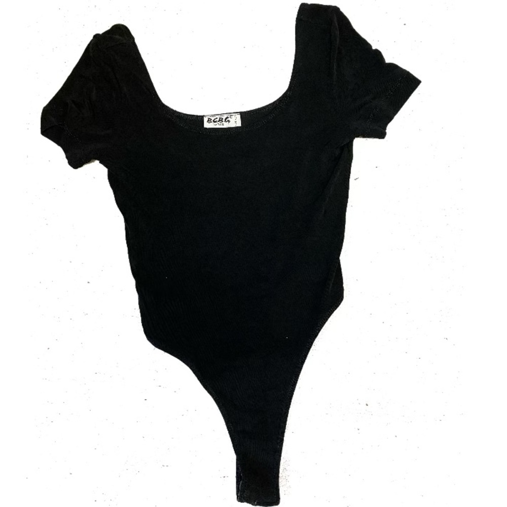 SOLD ON DEPOP VINTAGE BCBG BODY SUIT